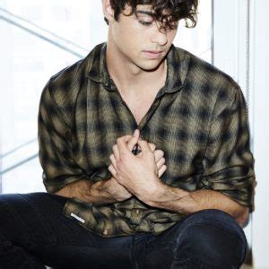 Noah Centineo Dick Pics & Leaked Jerk Off VIDEO!